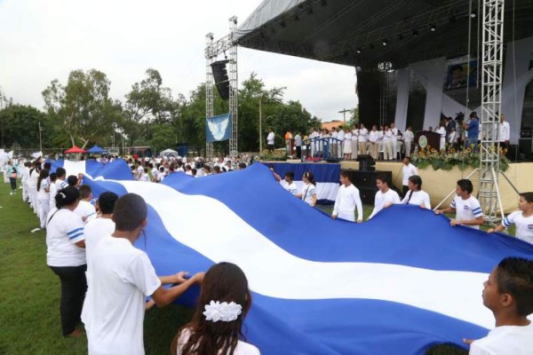 'Honduras ora unida” espera reunir a 15,000 personas en el Olímpico