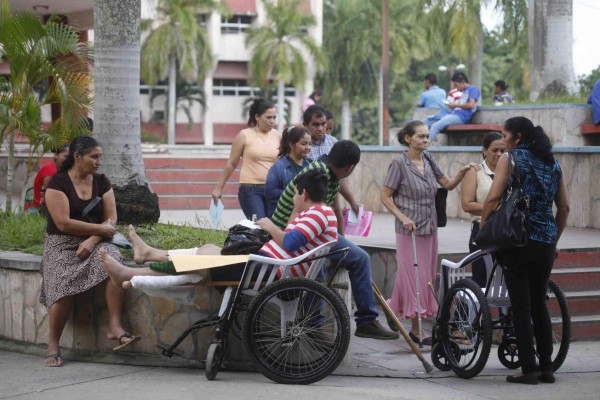 Pacientes lamentan larga espera por citas en el Mario Rivas