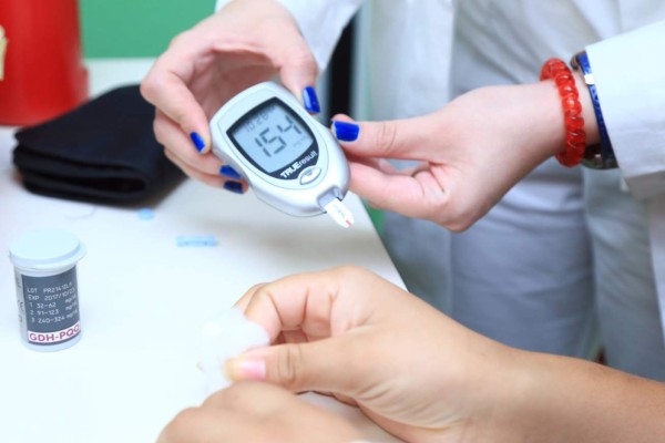 Un millón de hondureños padecen de diabetes