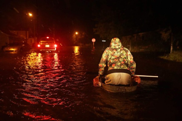 Huracán Florence: Miles se niegan a evacuar y entran en 'modo supervivencia”
