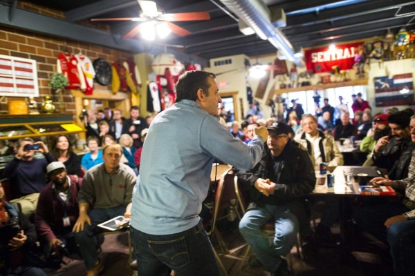 ¿Quién es Ted Cruz?, El 'pájaro loco' que venció a Trump