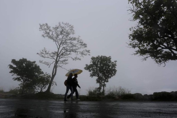 Pronostican lluvias en sectores de Honduras durante 48 horas