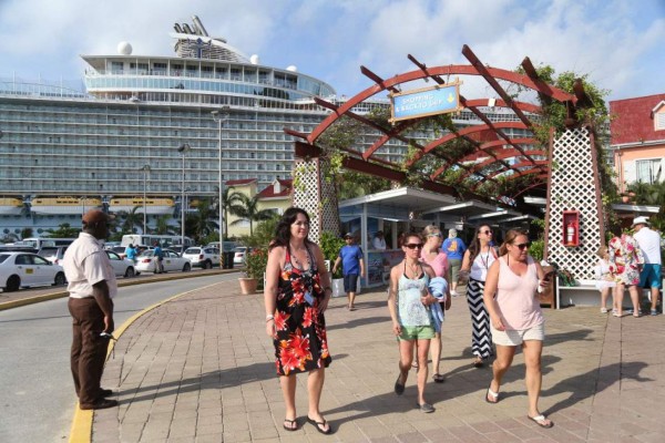 Con ampliación de puerto, Roatán aspira al 'Top 10” de destinos para cruceros