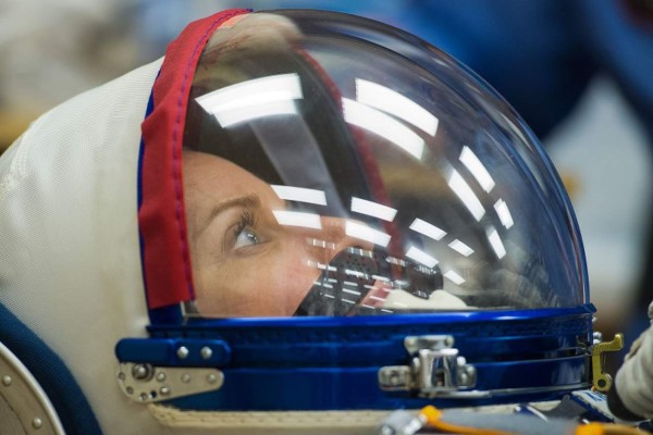 Astronautas rompen récord al llegar a la EEI en tres horas