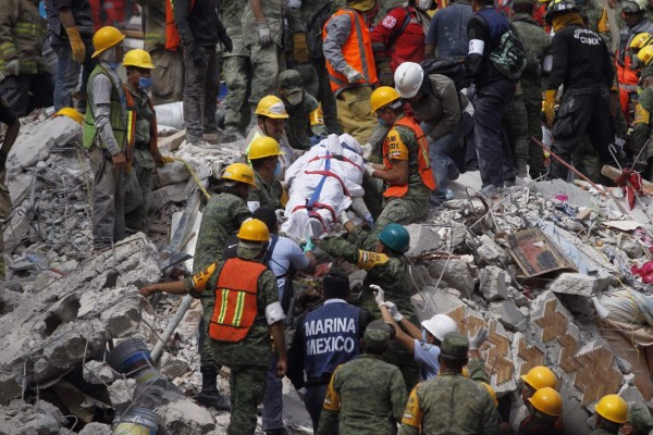 Terremoto en México: Cifra de muertos sube a 302