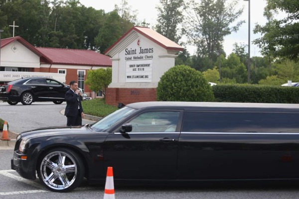 Hoy se realizó el funeral de Bobbi Kristina