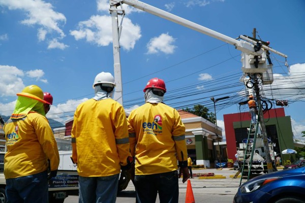 La mora de abonados de la Enee se incrementa a 12,219 millones