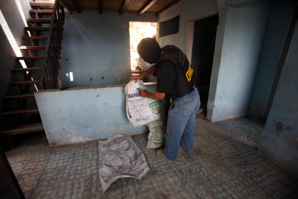 Cementerio clandestino y ocho 'casas locas” hallan a mareros en colonia de Tegucigalpa