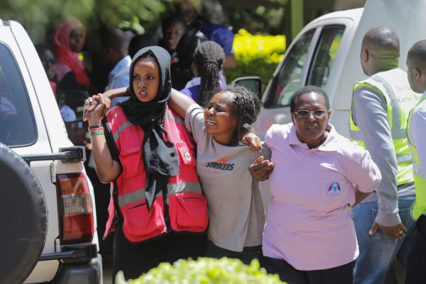 Aumentan a 21 los muertos en el ataque a un hotel en Nairobi