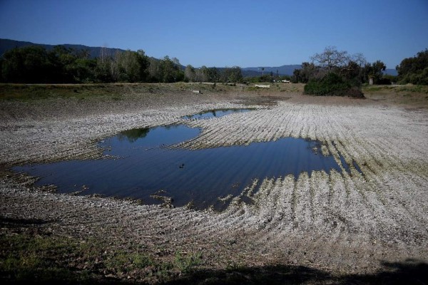 Hallan enorme reserva de agua subterránea en California