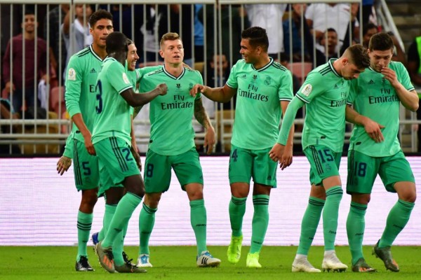 Real Madrid vence al Valencia y avanza a la final de la Supercopa de España