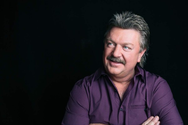 Muere estrella de la música country Joe Diffie por coronavirus en EEUU