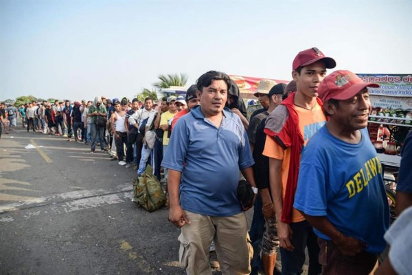 EEUU amplía el programa que devuelve a México a solicitantes de asilo