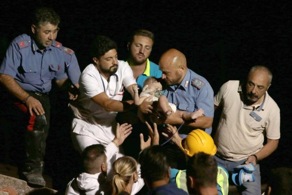 Terremoto en la isla italiana de Ischia deja al menos dos muertos