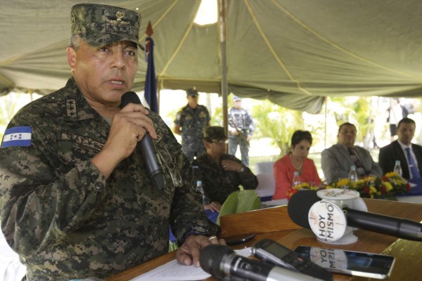 Militares asumen control de centros penales hondureños
