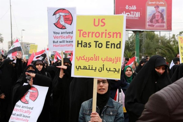 Una manifestación multitudinaria en Bagdad exige la salida de EEUU de Irak