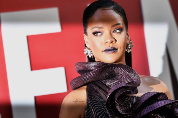Rihanna se niega a perder sus curvas