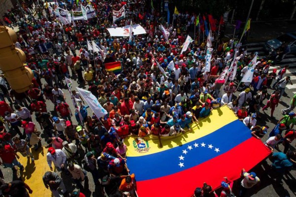 Una Venezuela quebrada pretende exportar su modelo de pobreza