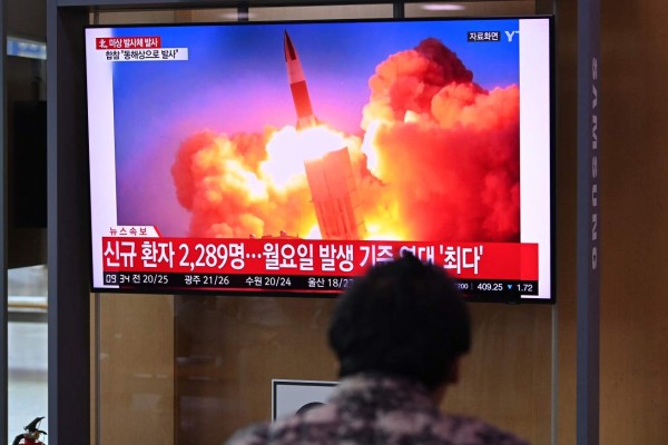 Corea del Norte dispara proyectil y defiende su derecho a probar armamento