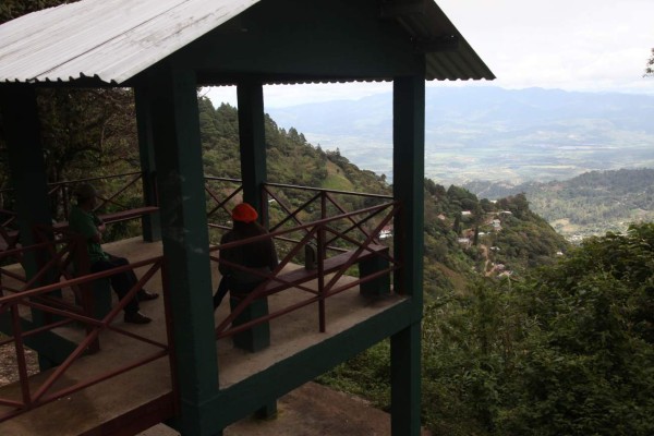 Aventura entre montañas, así es la comunidad de El Rosario