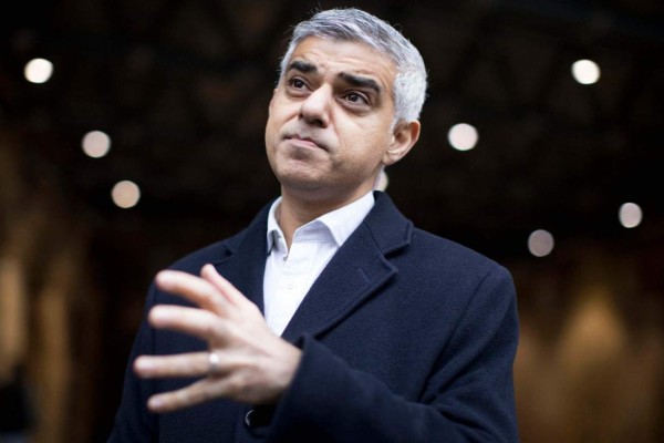 Alcalde de Londres se opone a una reanudación prematura de la Premier League