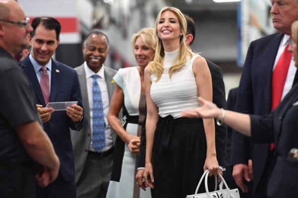 Ivanka Trump paga $173 mensuales a trabajadoras en Indonesia