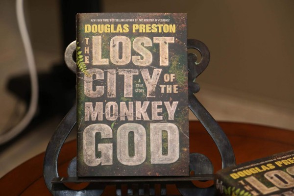 Presentación del libro 'The lost city of the monkey god'
