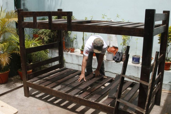 Exreos hondureños luchan por la reinserción social