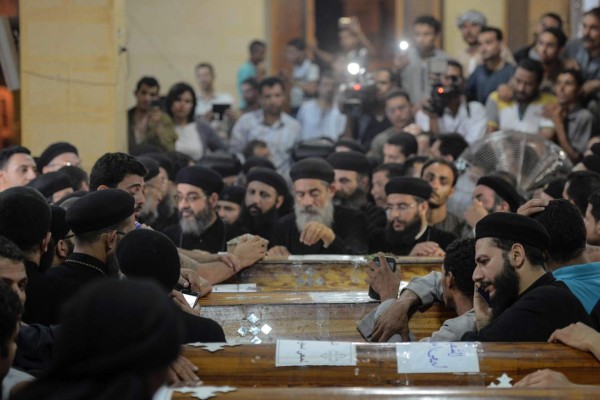 Estado Islámico reivindica ataque donde murieron 28 cristianos en Egipto