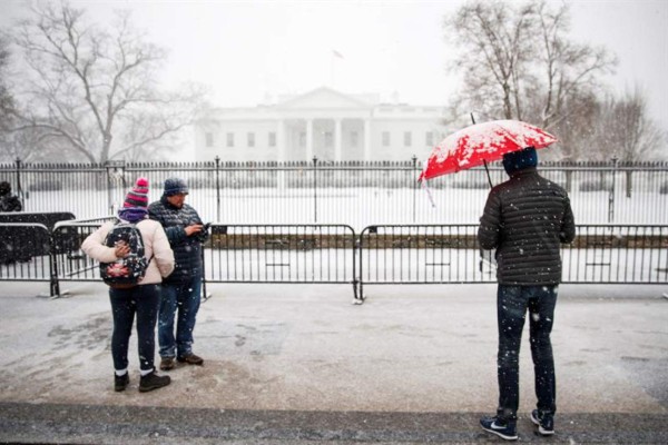 EEUU cancela 3,000 vuelos por nueva tormenta invernal