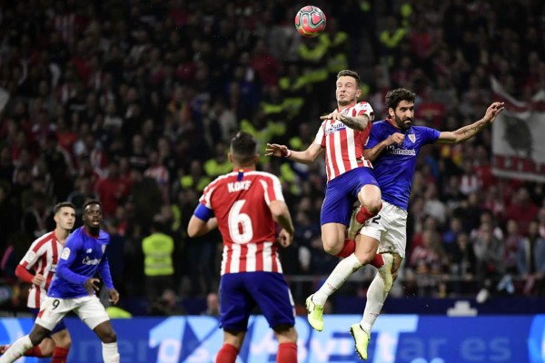 Atlético se reencuentra con la victoria y alcanza al Barcelona en la cima de la Liga Española