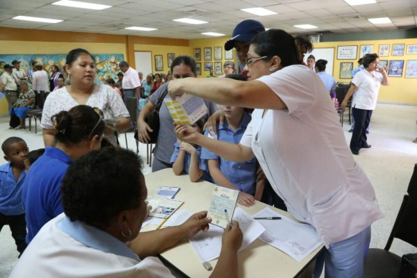 Salud inaugura campaña de vacunación en San Pedro Sula