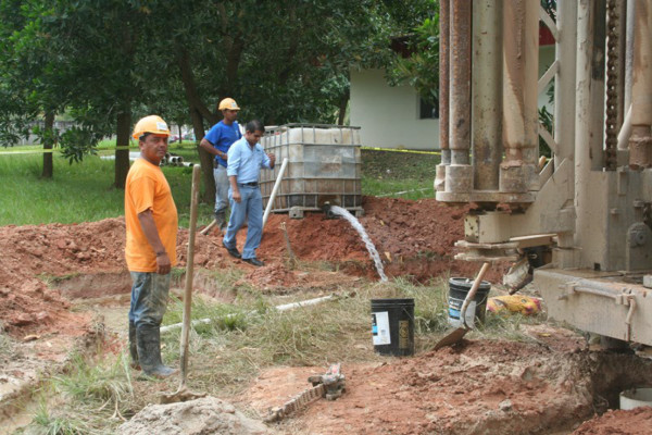 Mejoran sistema de agua en hospital de Tela