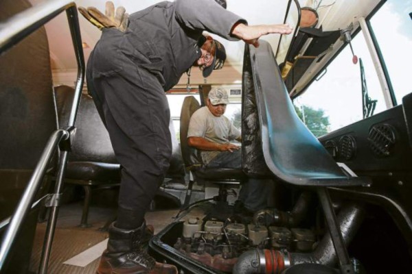 El 15 de febrero inicia revisión de buses que harán excursiones en Semana Santa