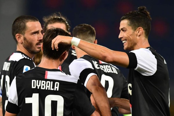 Juventus vence al Bologna en el regreso de la Serie A y sigue liderando