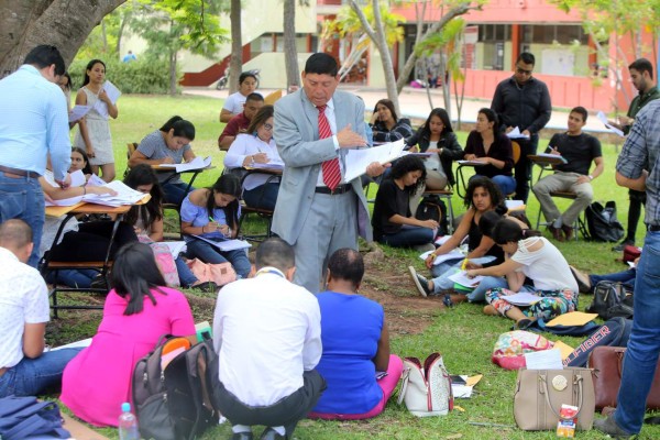 Varias carreras de la Unah ya llevan más de 30 días sin clases