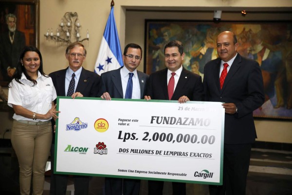 Fundación Zamorano recibe L6 millones para becas