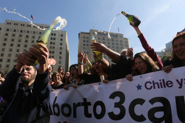 Chile despenaliza el aborto terapéutico