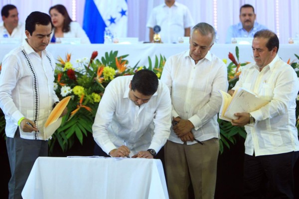 Sancionan decretos para producción de energía solar en el sur de Honduras