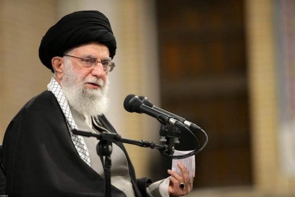 Irán advierte que su ataque con misiles es solo el inicio de su venganza