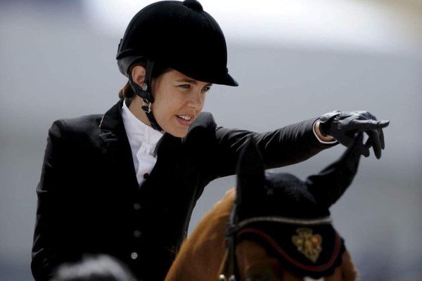 Carlota de Mónaco vuelve a la equitación