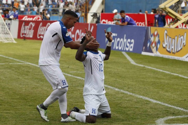 Honduras venció 2-1 a Canadá y va por la clasificación a México