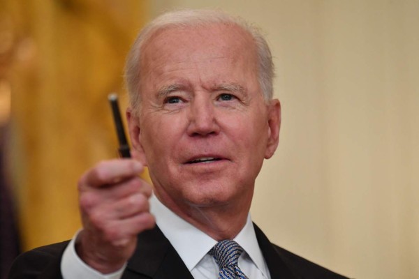 Biden pide a Inteligencia de EEUU un informe en 90 días sobre orígen de covid-19