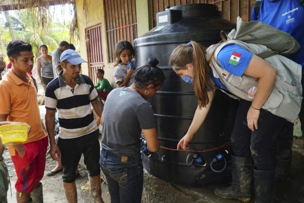 Israelíes habilitan sistema de agua en Cruz de Valencia