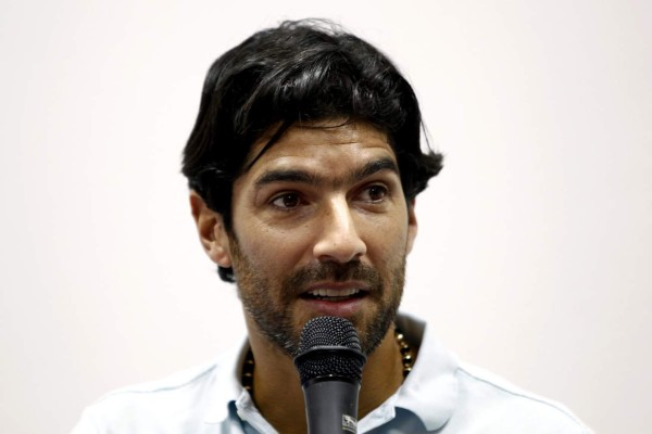 El Loco Abreu reforzará a los 42 años un club brasileño, el 28º en su carrera