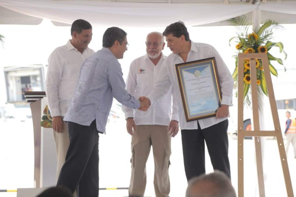 Apertura de nuevas líneas aéreas esperan con certificación del aeropuerto Villeda Morales