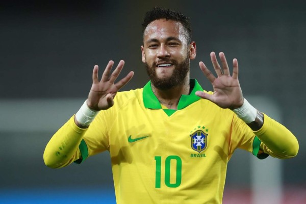Video: Neymar supera a Ronaldo y se convierte en el segundo máximo goleador de Brasil