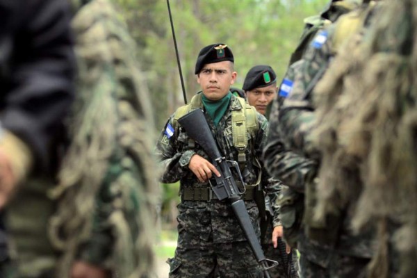 EEUU y Honduras piden 'colaborar de manera más estrecha' para garantizar DDHH