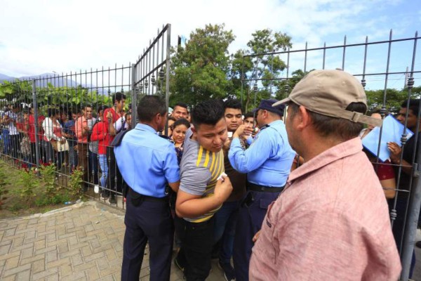 Amplían horario para la emisión de antecedentes penales