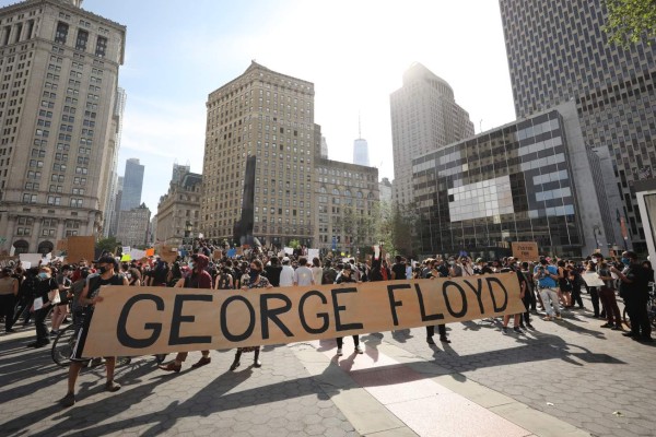Minneapolis declara toque de queda ante disturbios por muerte de Floyd